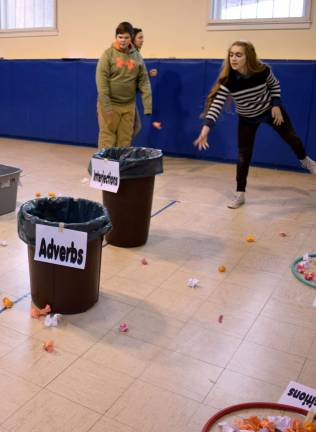 Middle school students race through a grammar review.