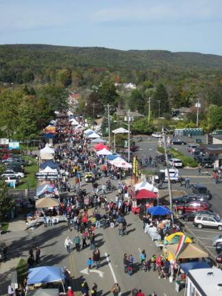 Union Valley Road was a sea of people all day Saturday for the 18th annual Autumn Lights Festival.