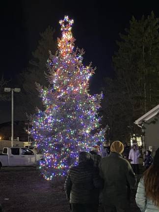 Greenwood Lake welcomes the holidays at winter festival