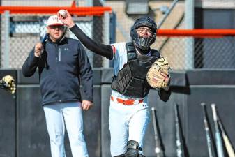 Will Craten, a freshman catcher at William Paterson University, played in seven games during the spring. (Photo from wpupioneers.com)
