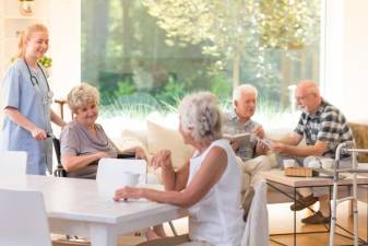 Why West Milford Families Choose Mira Vie Senior Living for their Loved Ones