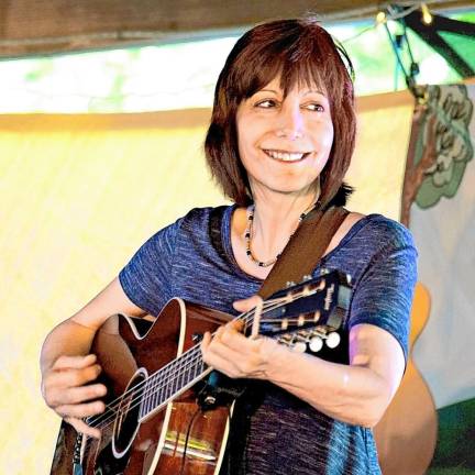 Loretta Hagen will play Friday, Aug. 23 at the New Jersey Botanical Garden in Ringwood. (Photo courtesy of Loretta Hagen)