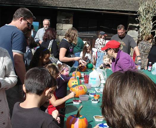 Attendees from last year's Harvest Festival enjoyed hayrides and other fall activities.