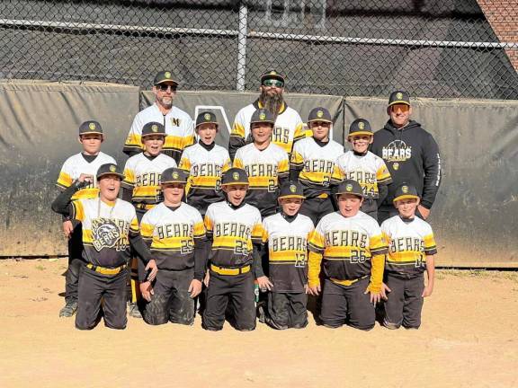 The West Milford 11U Bears win the Continental Northwest Championship.