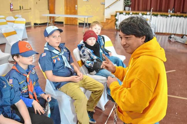 PD5 Cub Scouts listen to instructions.