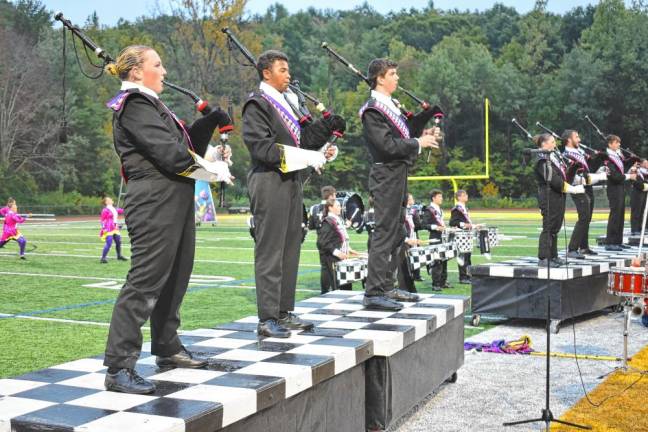 8 bands compete in Highlander Marching Classic