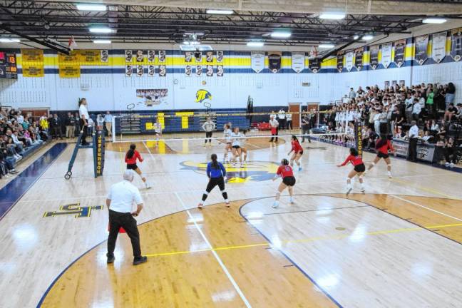 FV4 The Jefferson Falcons and the Secaucus Patriots battle on the volleyball court.