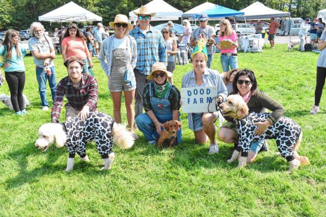 Photos: Shelter’s annual Dog Walk