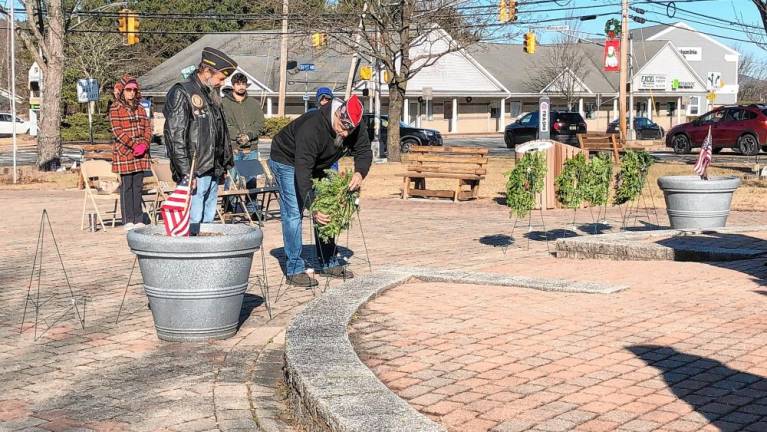 Photos: Wreaths Across America