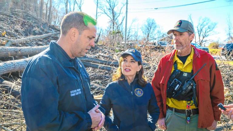 WF1 New York Gov. Kathy Hochul talks to first-responders battling the Jennings Creek Wildfire in Greenwood Lake on Tuesday, Nov. 12. (Photo by Susan Watts/Office of Governor Kathy Hochul)